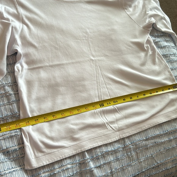 JJill Size M White 3/4 Length Sleeve Top With Buttons on the Shoulder - Picture 7 of 13